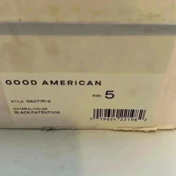 🆕 NWT, Good American shoe bag and box size 5 black patent leather thong … - Picture 9 of 12